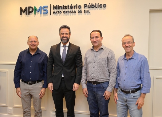 Equipe do executivo municipal realiza vista institucional ao Procurador -Geral de Justiça 