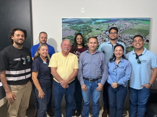 Prefeito de Paraíso das Águas recebe equipe da AGEMS para diagnóstico do saneamento no município